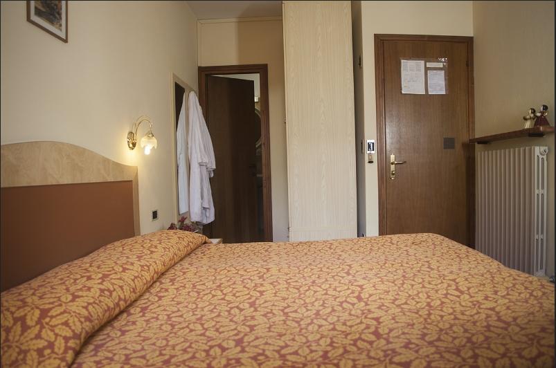 Hotel Venezia Rocca Pietore Exterior foto